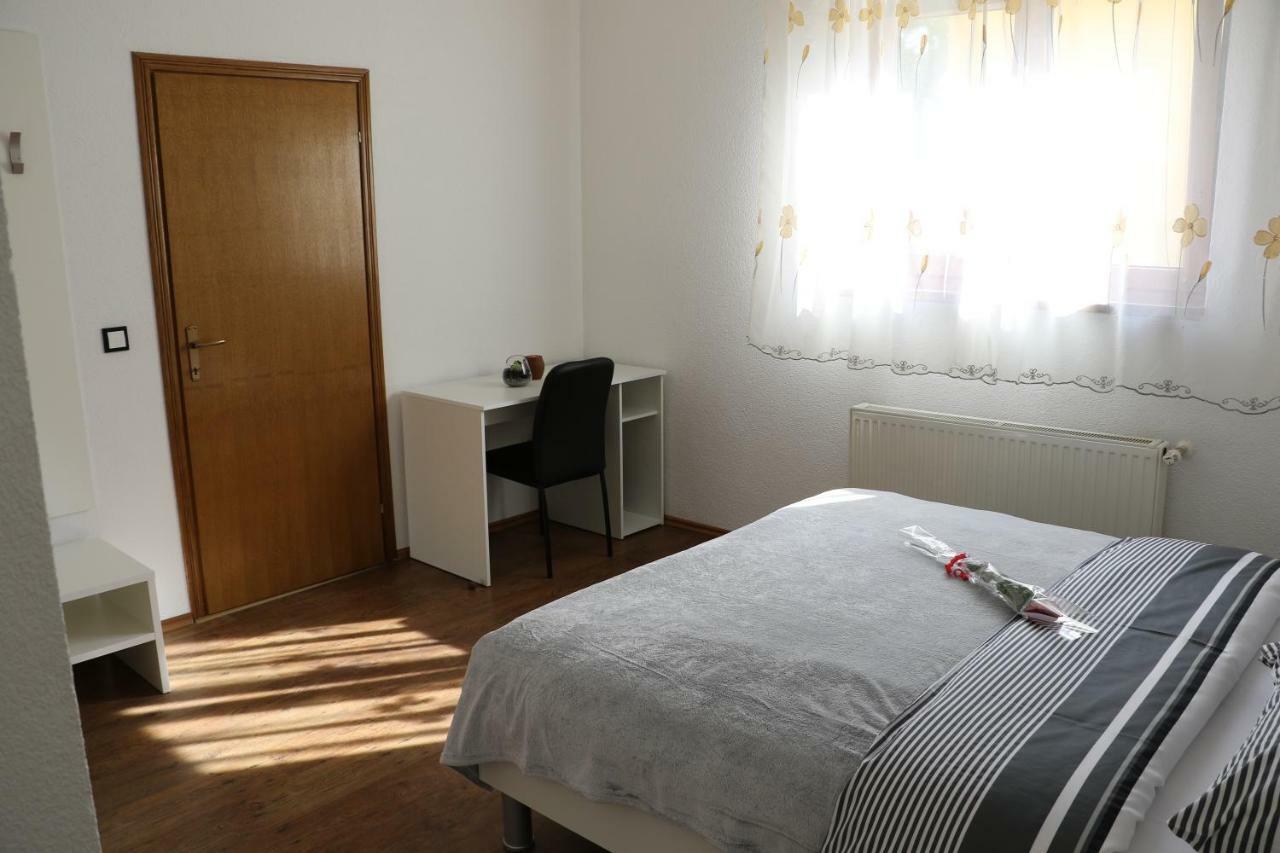 Guesthouse Mario โคเรนนิซา ภายนอก รูปภาพ